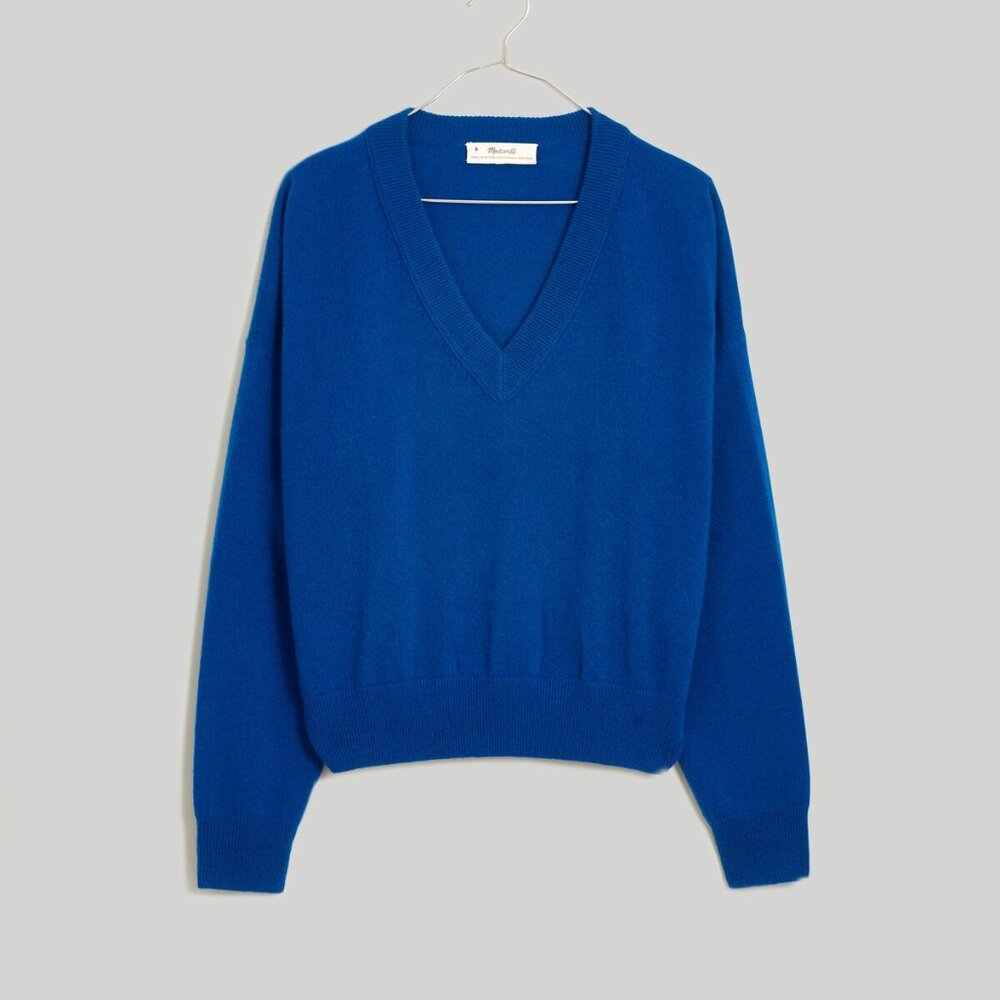 Madewell (Re)sponsible V-Neck Sweater in Noble Blue